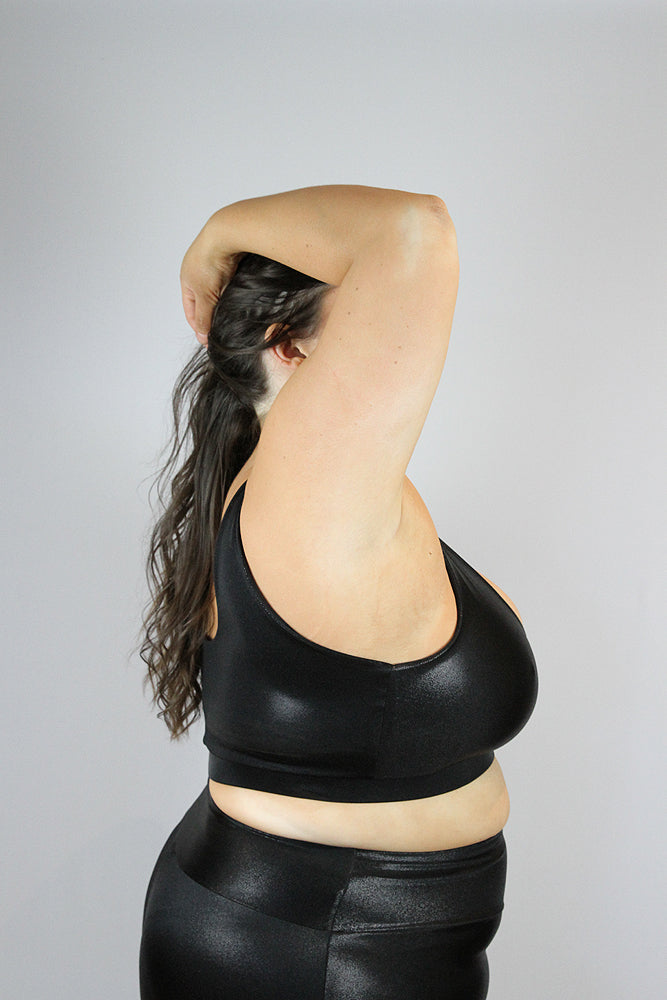 Black Sparkle Sweet Scoop Plus Size Sports Bra – Rarr Designs