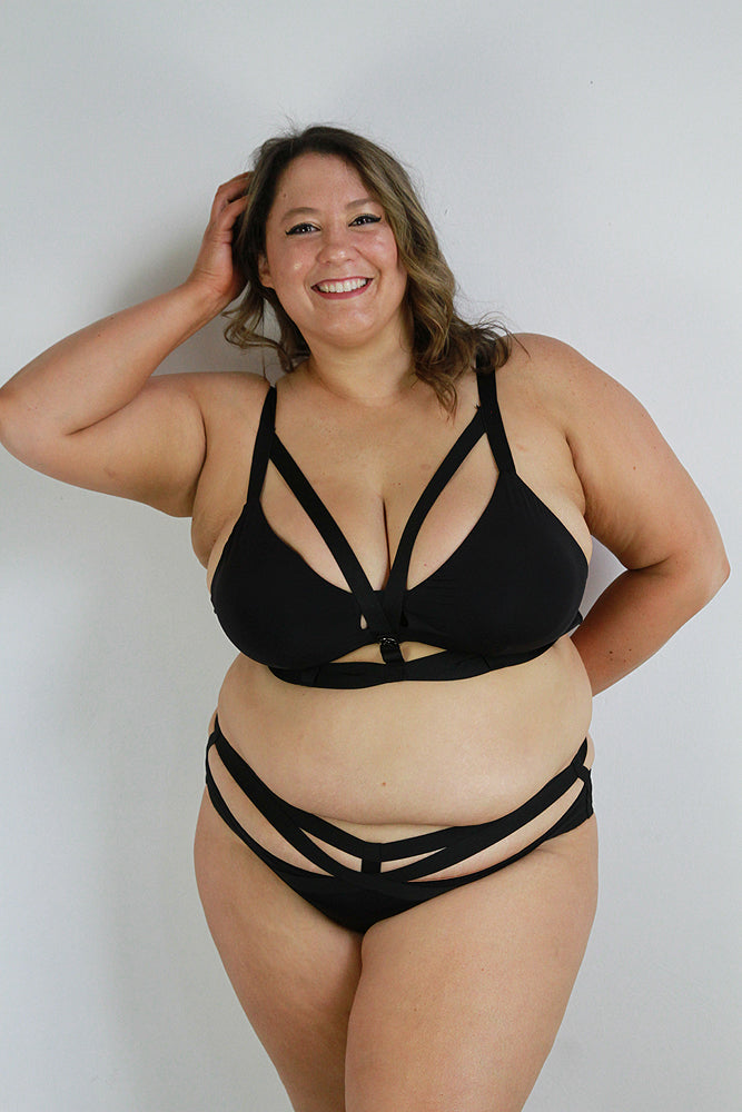 Luxe Strappy Bralette Black