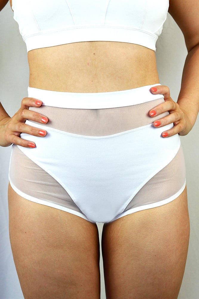 Maddox Super High Waist Short – WHITE – Rarr Designs