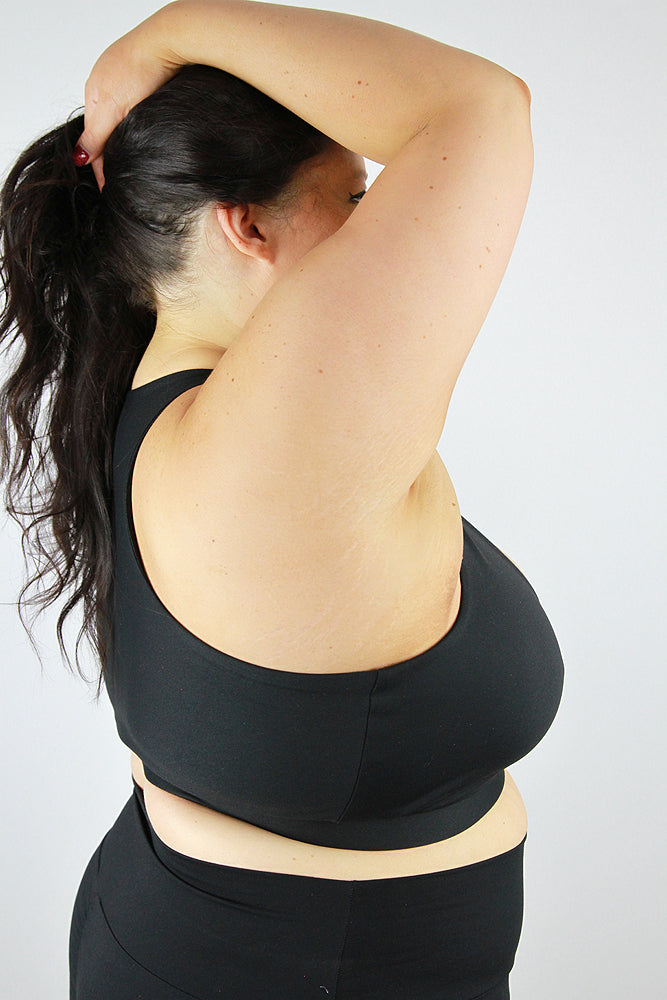 Matte Black Knot Plus Size Sports Bra – Rarr Designs