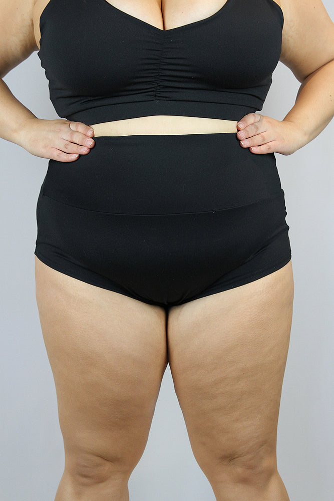 Matte Black Plus Size High Waisted Shorts – Rarr Designs