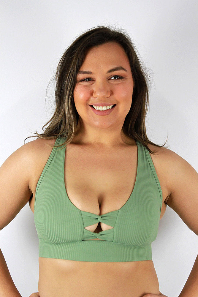 Sasha Sports Bra – Sage Green – Rarr Designs