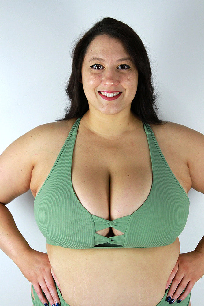 Sasha Sports Bra – Sage Green – Rarr Designs