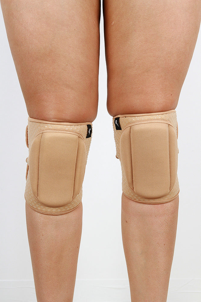 VELCRO Grip Knee Pads Gel Dot – BEIGE/NUDE – For Pole, Dance & Floorwork