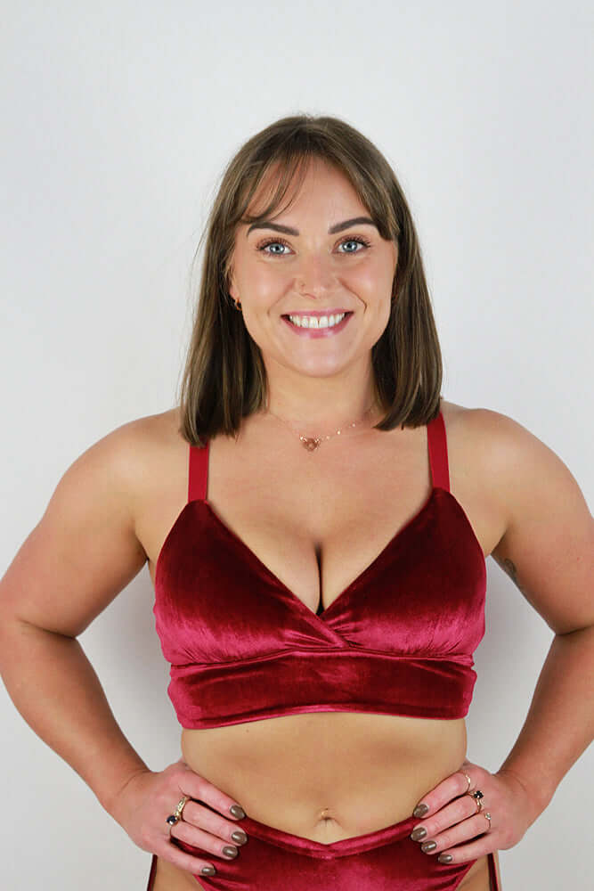 Rarr Designs pole sports bra | supportive pole sports bra | big boob pole wear Australia | pole dance sports bra Australia