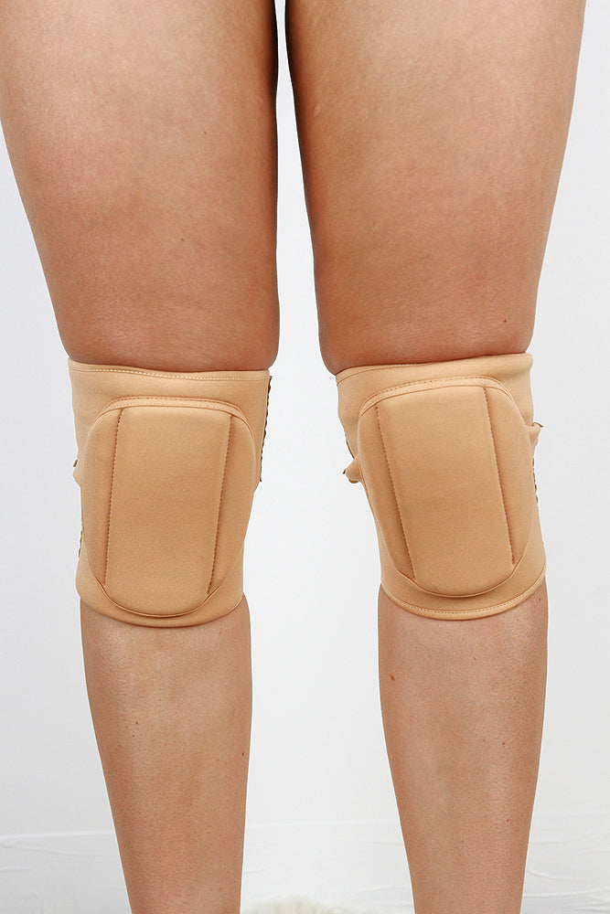 Vinyl Neoprene Grip Knee Pads BEIGE/NUDE – For Pole, Dance & Floorwork