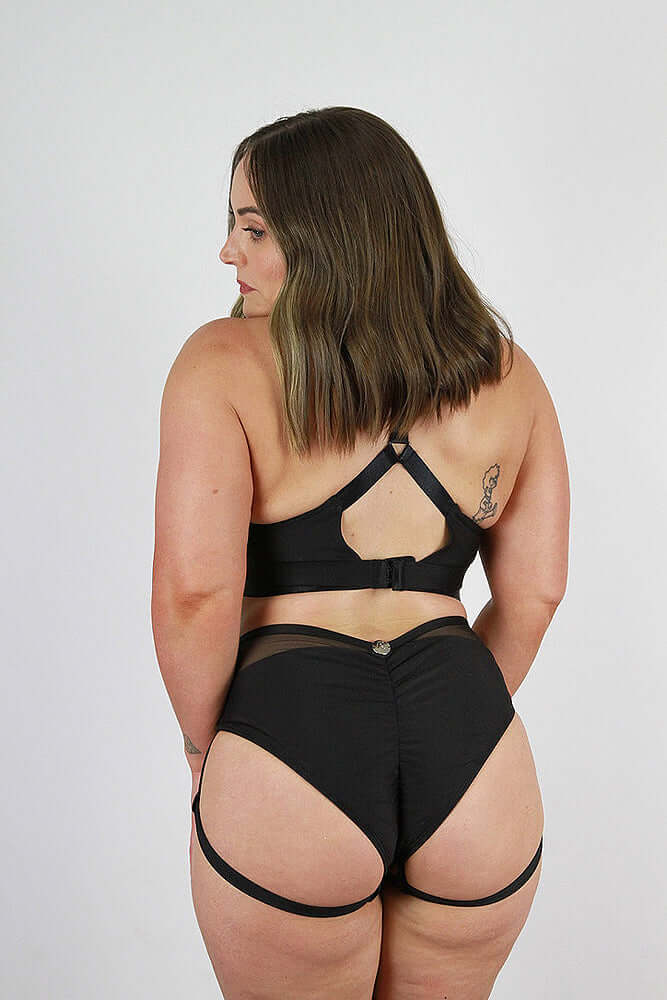 Rarr Designs pole shorts | scrunch bum pole shorts | pole wear for curves Australia