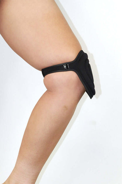 Gel Grip Single Strap Dance Knee Pads – BLACK rarr designs pole dance 